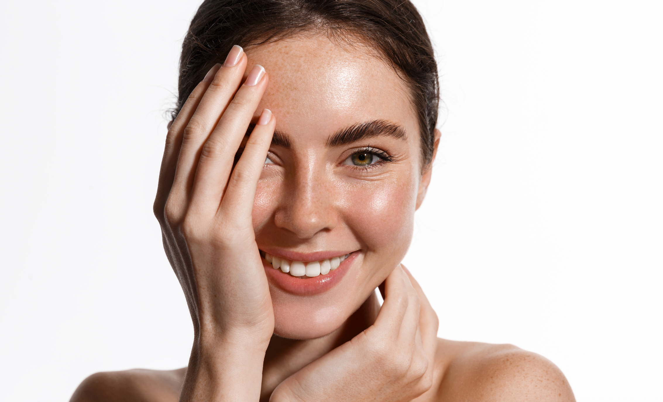 THE DIFFERENCE BETWEEN DRY SKIN AND DEHYDRATED SKIN EXPLAINED.
